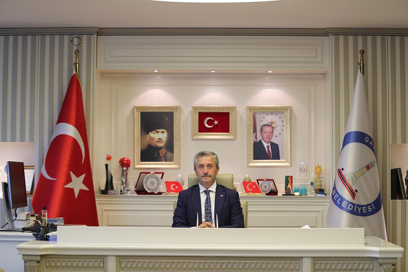 Şahinbey Belediye Başkanı Mehmet Tahmazoğlu üç aylar ve Regaib Kandilini kutladı